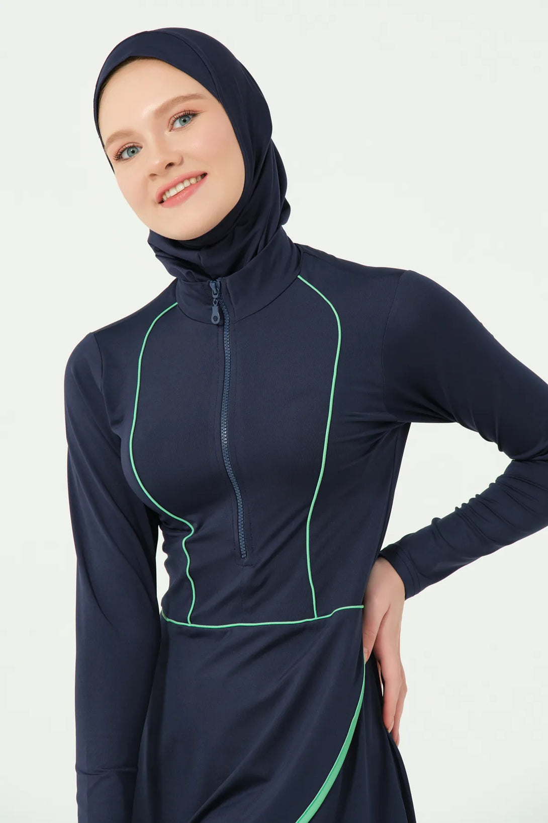 Sporty Chic Modest Swimsuit – Alorswimwear